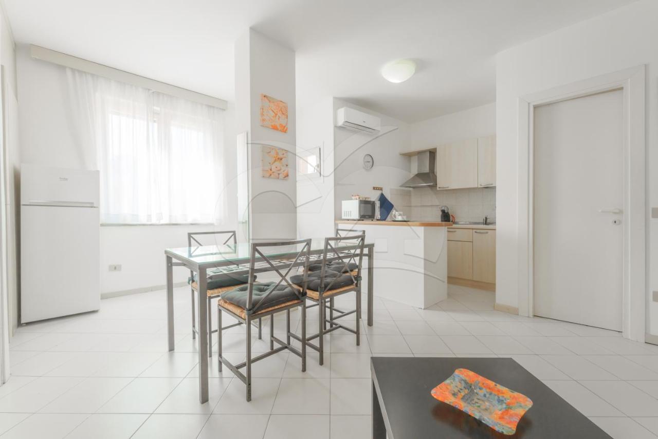 Apartament La Fontana Sul Lungomare Di Campo Marina di Campo Zewnętrze zdjęcie